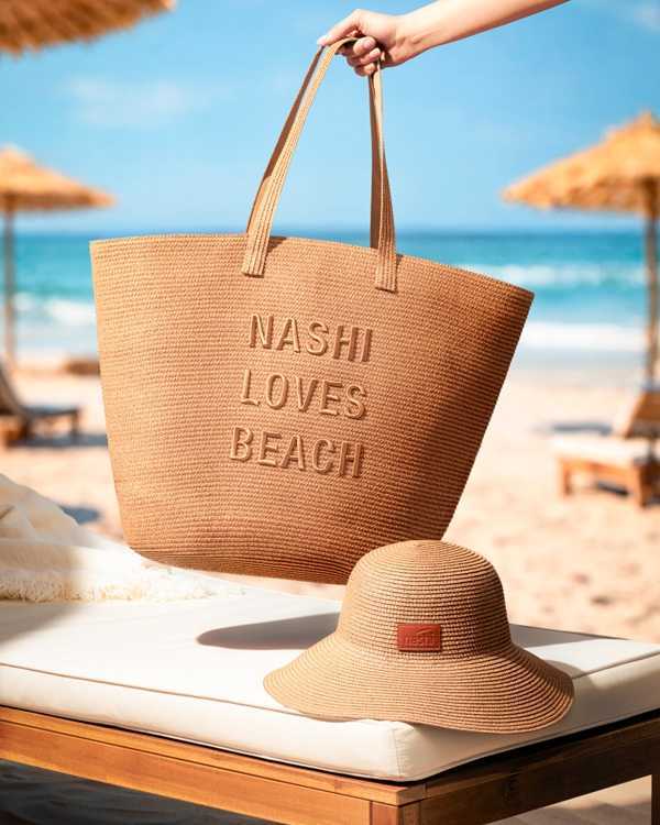 Nashi Loves Beach 03
